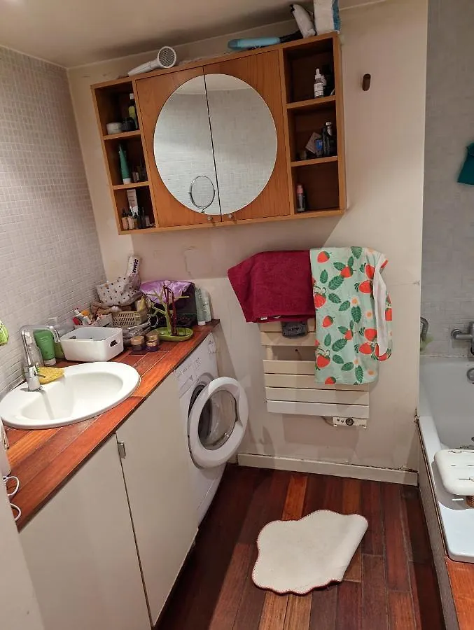 Chambre Canal St Martin Apartment Paris 0*,
